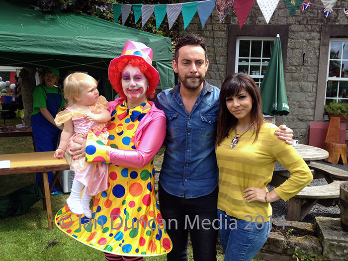 SURPRISE GUEST... Frankie and Mel Brown with Ben and Roxanne...