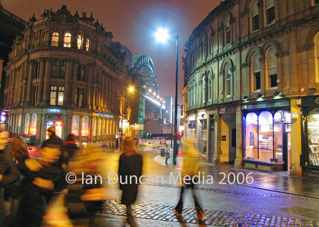 TYNE BRIDGE... View of the Tyne Bridge from Newcastle...
