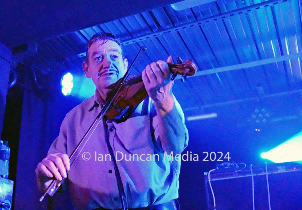 FIDDLE PLAYER... Bobby Valentino... Photo: Ian Duncan.