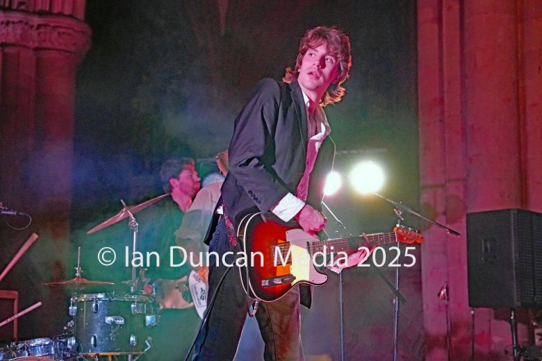 Jonny Foster and Hardwicke Circus during A Night For Ukraine. Photo: Ian Duncan.