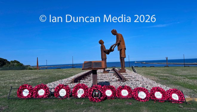 Humanity – The Forgotten Army statue in the North Marine Park in South Shields in the north-east of England by artist Ray Lonsdale. Photo: Ian Duncan.