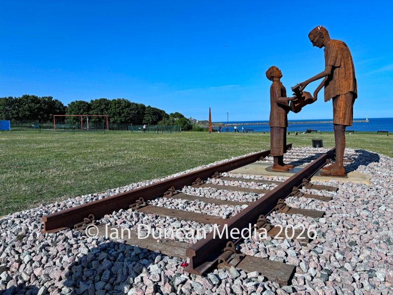 Humanity – The Forgotten Army statue in the North Marine Park in South Shields in the north-east of England by artist Ray Lonsdale. Photo: Ian Duncan.