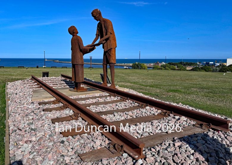 Humanity – The Forgotten Army statue in the North Marine Park in South Shields in the north-east of England by artist Ray Lonsdale. Photo: Ian Duncan.