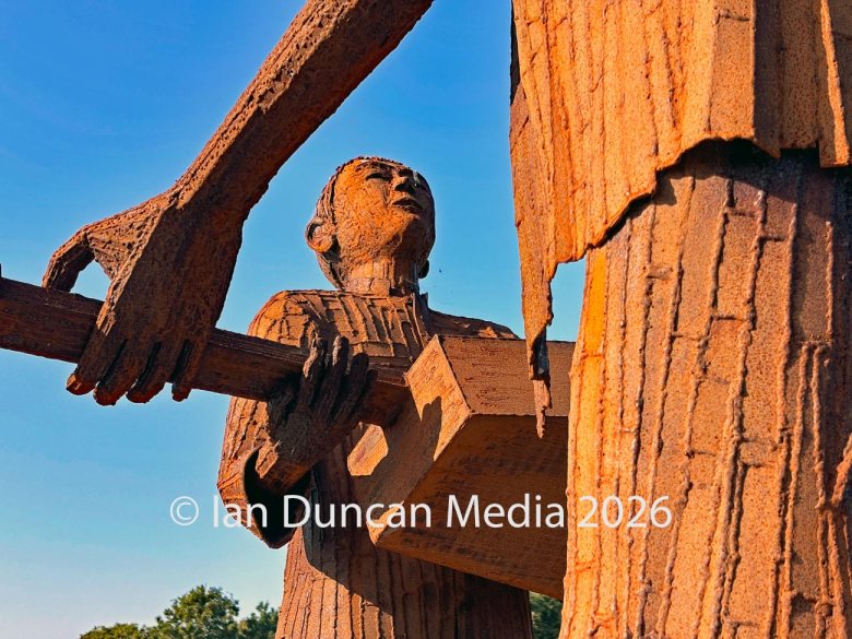 Humanity – The Forgotten Army statue in the North Marine Park in South Shields in the north-east of England by artist Ray Lonsdale. Photo: Ian Duncan.
