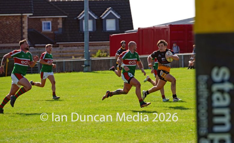 Wath Brow Hornets (in black) v Waterhead Warriors (in green) in the National Premier Rugby League at Giel Park in the Wath Brow area of Cleator Moor in Cumbria... Picture: Ian Duncan.