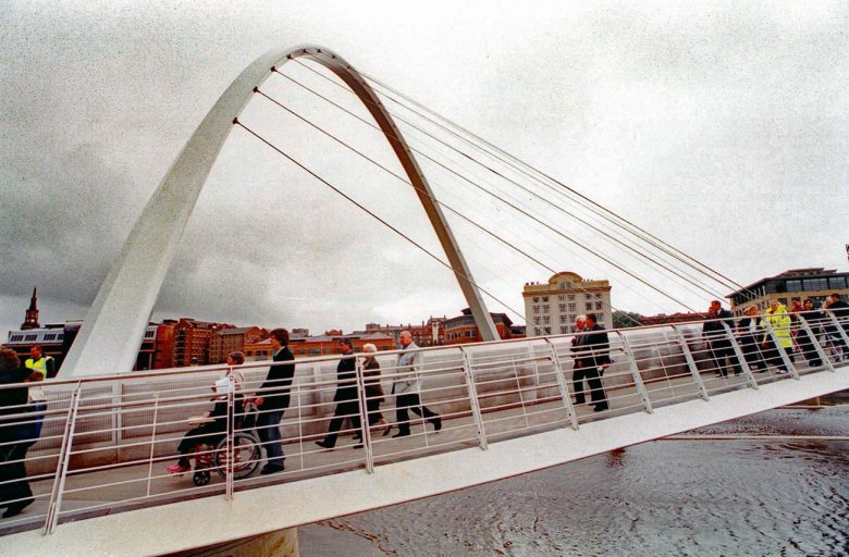 BLINKING BRIDGE... The bridge between Gateshead and Newcastle in the north-east of England in September 2001 when pedestrians and cyclists were given the opportunity to cross the River Tyne... Picture: Ian Duncan.