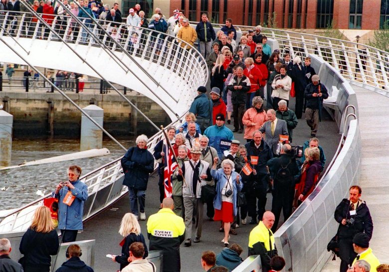 BLINKING BRIDGE... The bridge between Gateshead and Newcastle in the north-east of England in September 2001 when pedestrians and cyclists were given the opportunity to cross the River Tyne... Picture: Ian Duncan.